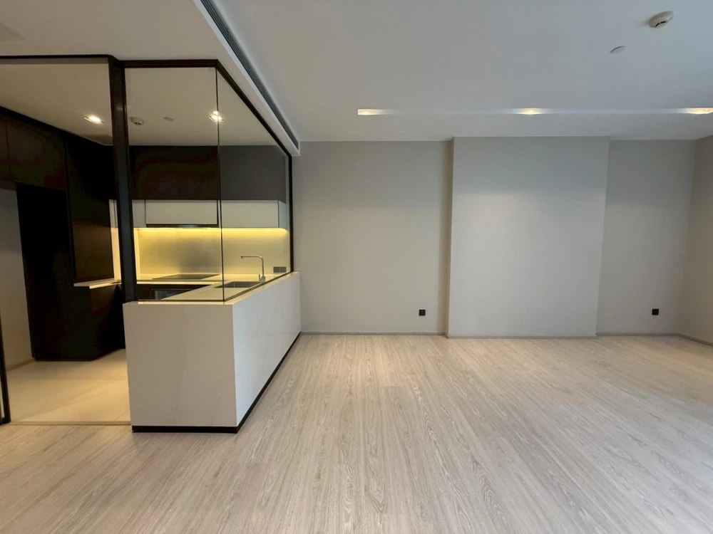 Selling The Room Sukhumvit 38, 5th floor. Great view, bright and airy. Interested in owning one? Book now! images