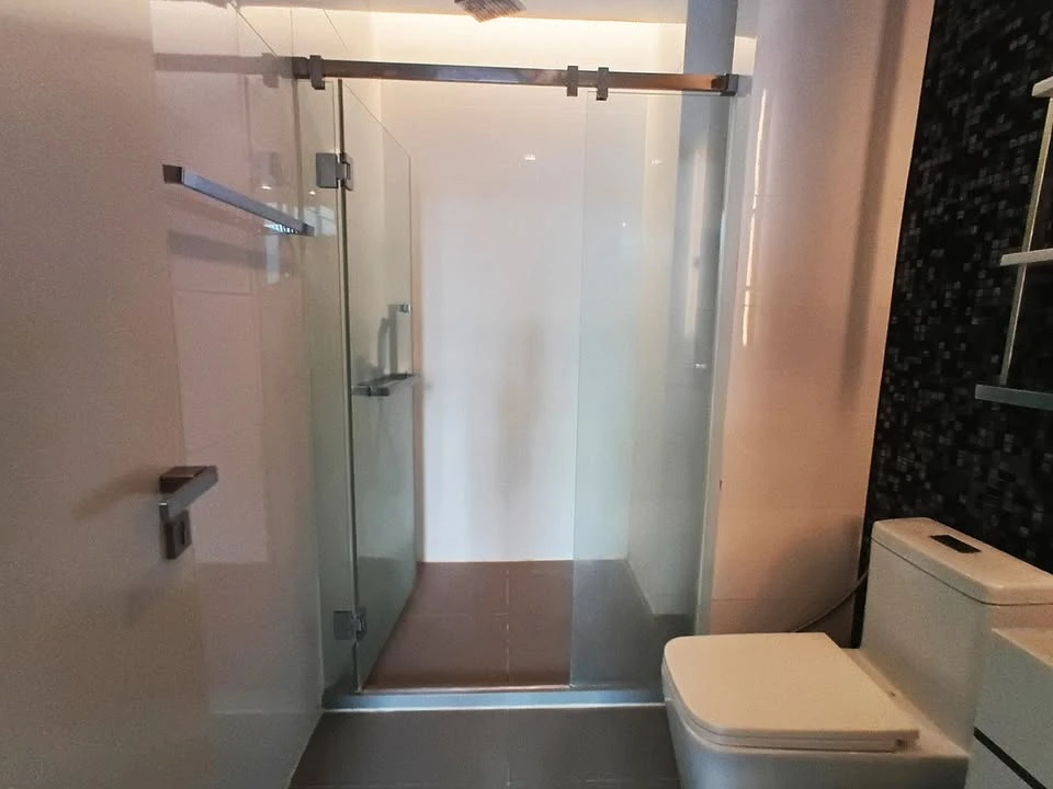 For sale: The Room Sukhumvit 69, 15th floor, fully furnished and equipped with electrical appliances. Reserve now, don't wait.