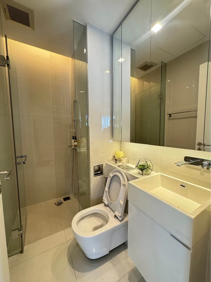 For sale: The Saint Residences, 2 bedrooms, 2 bathrooms, very spacious, 57 sq m., fully furnished, interested, reserve now.