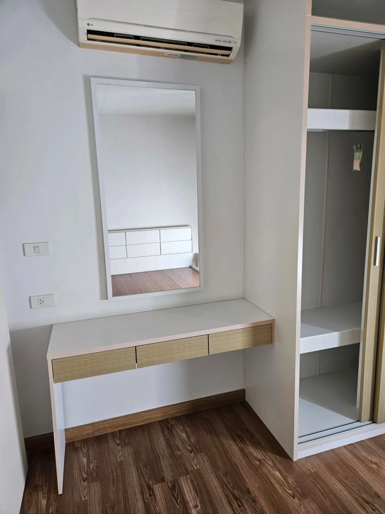 For sale: The Seed Chaengwatthana, a lovely room with complete furniture and appliances. Reserve now!