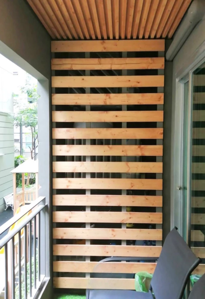 Selling a beautiful unit at The Seed Memories Siam. It's an English-style condo with impeccable craftsmanship, classic and warm, featuring carefully s