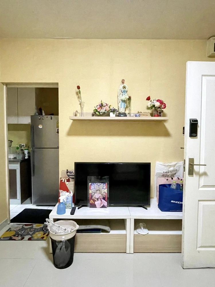 For sale: The Seed Sathorn-Taksin, 1 bedroom, 1 bathroom, 1st floor, comes with a special price, hurry and reserve.