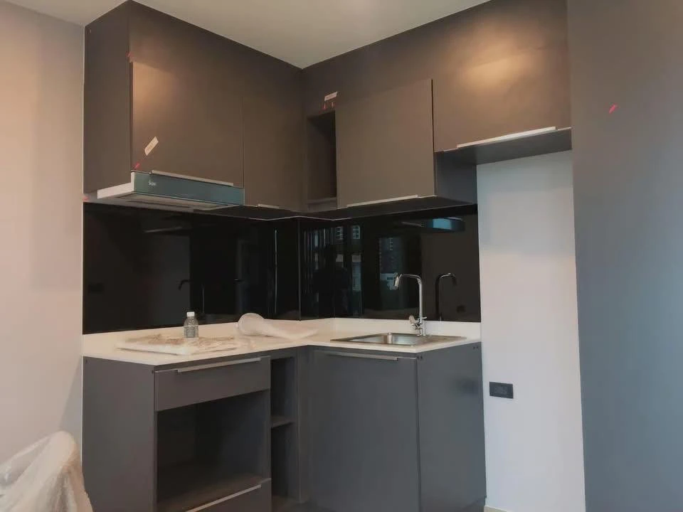 Selling The Teak Sukhumvit 39, 7th floor. Spacious and comfortable living space, fully furnished. Book now!