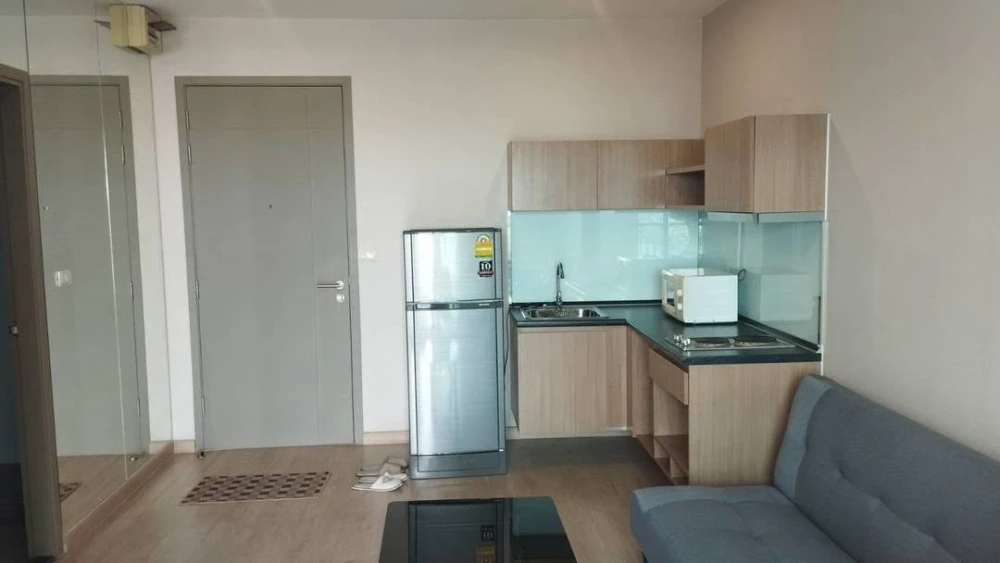 Selling The Tempo Grand Sathon-Wutthakat, 19th floor, Building A. Spacious and comfortable unit. Book now!