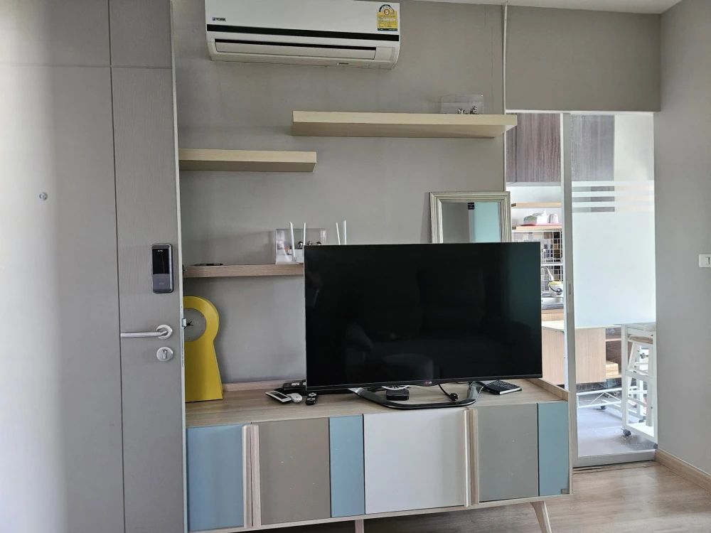 For sale The Tempo Grand Sathon-Wutthakat, fully furnished room with furniture and appliances. Book now, urgently.