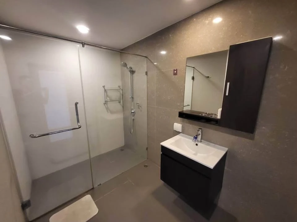 For sale: The TEMPO Phaholyothin 2, 8th floor, top floor, open view, plenty of usable space. Come and own it today.