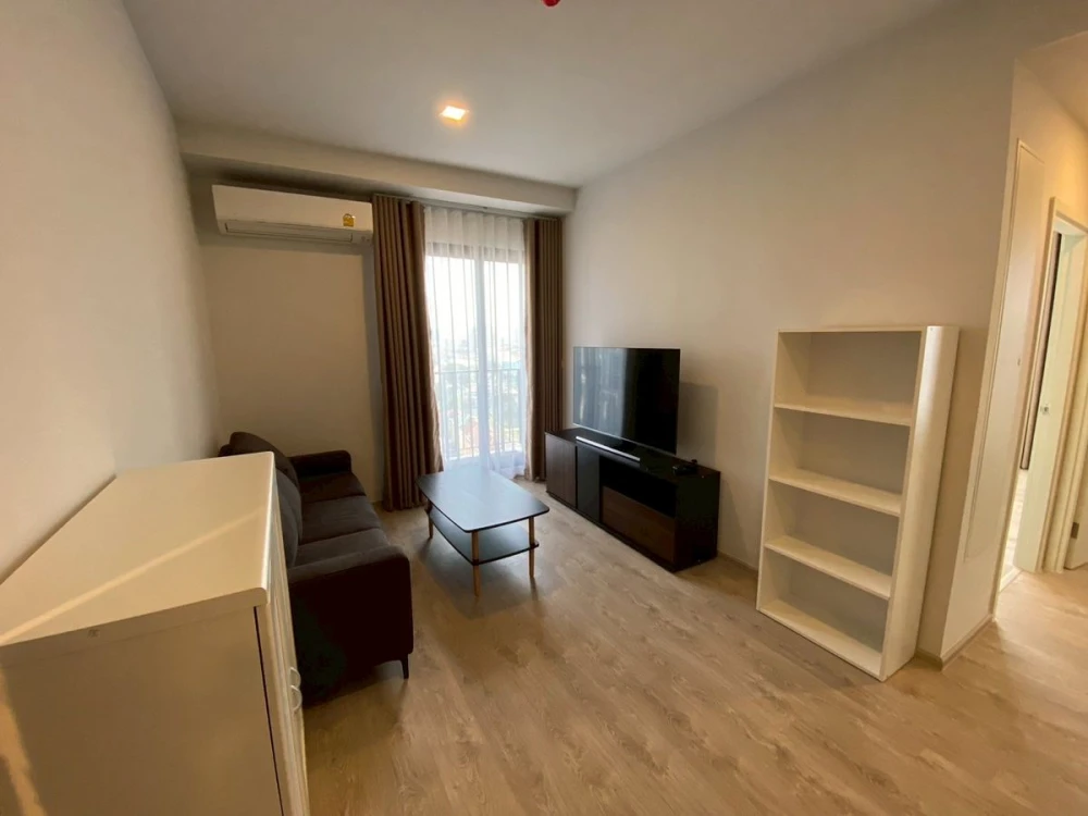 Selling 2-bedroom units at THE TREE Pattanakarn - Ekkamai. Spacious living area and fully furnished. Book now!
