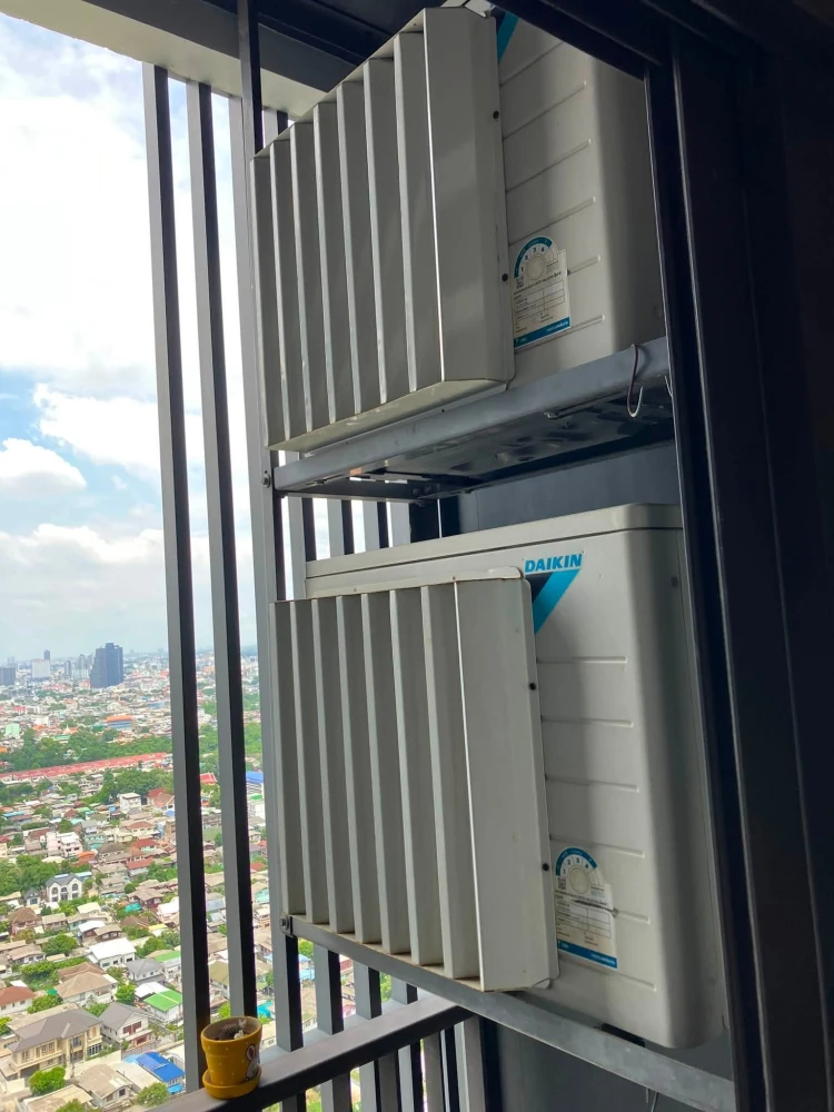 Selling a lovely unit at The Tree RIO Bang-Aor Station. It features high-quality built-in furniture and stunning Chao Phraya River views. Book now!