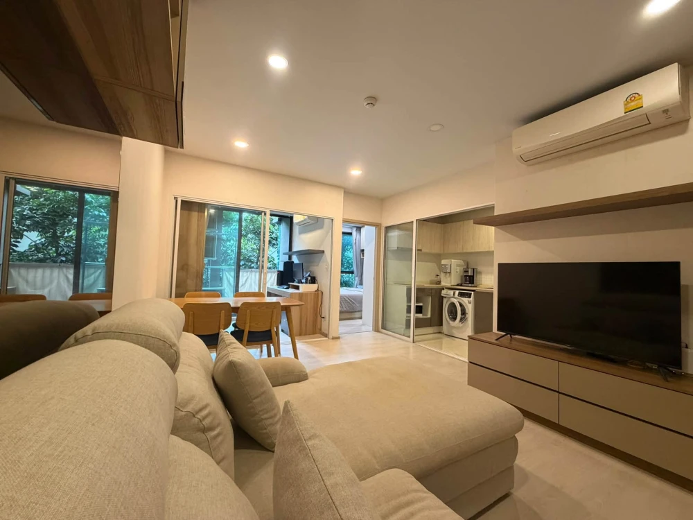 For Sale: The Tree Sukhumvit 64. Spacious "1-Bedroom Plus" unit featuring excellent built-in furniture. Book now!