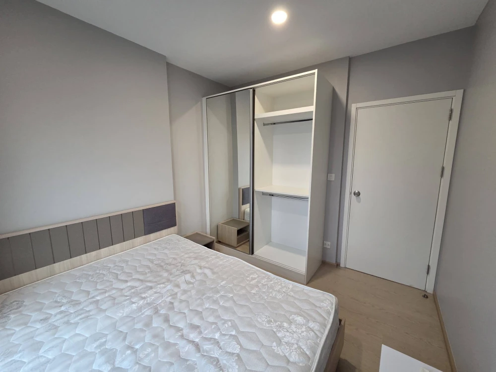 Selling The Tree Sukhumvit 71-Ekamai, 1 bedroom, 1 bathroom, fully furnished. Great location, beautiful view. Book now!