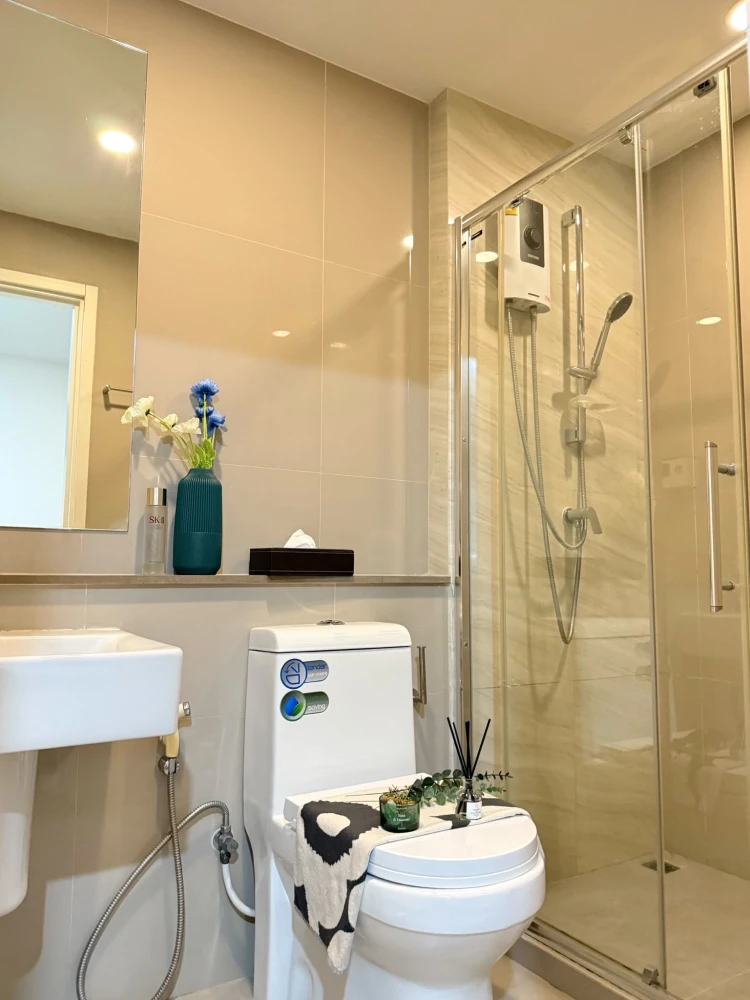 For sale The Tree Sukhumvit 71-Ekkamai, a nice room, spacious, suitable for a family, corner room, good like this, if you don't reserve, you'll miss o