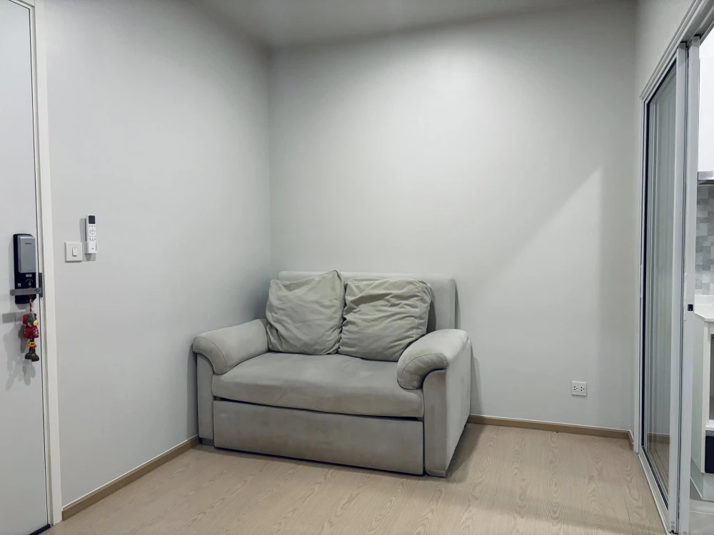 For sale: The Tree Sukhumvit 71-Ekkamai. Large, spacious, airy room. North-facing, cool and comfortable. Ready to move in.