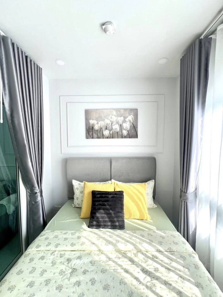 Selling The Trust Condo Central Pattaya, 7th floor, pool view, beautiful room, fully furnished, ready to move in. Book now!