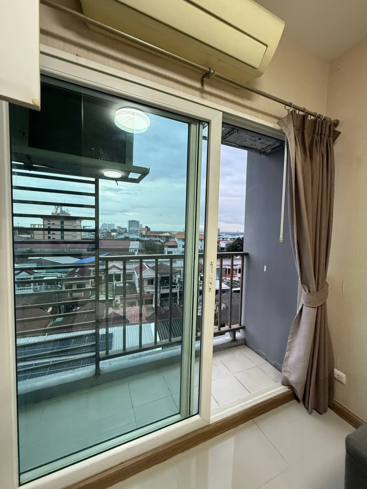 For sale: The Trust Condo Central Pattaya. Spacious room, nice to live in. Interested in owning one? Hurry and reserve now!