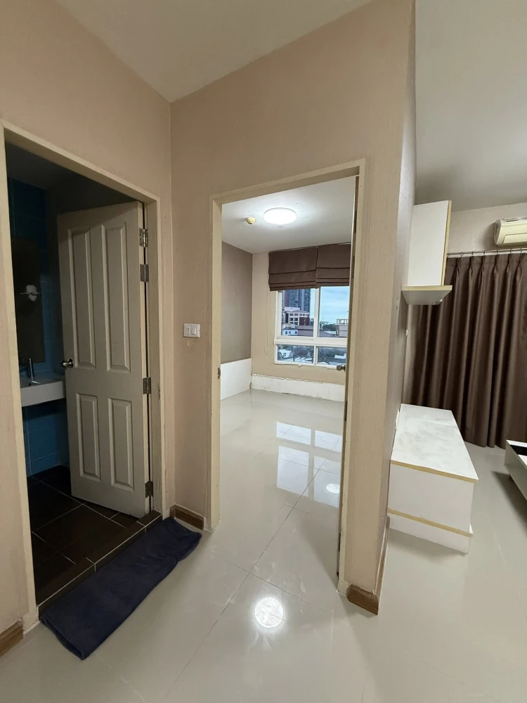 For sale: The Trust Condo Central Pattaya. Spacious room, nice to live in. Interested in owning one? Hurry and reserve now!