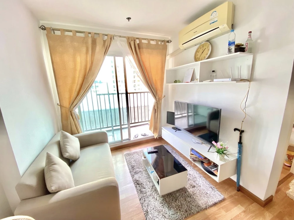 For sale: The Trust Condo Ngamwongwan, ready to move in, separate rooms, spacious and comfortable, reserve now!