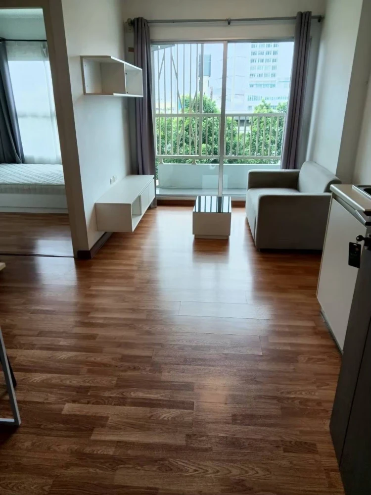 Selling The Trust Condo South Pattaya, 1 bedroom, 1 bathroom. Fully furnished. Don't miss this great deal!