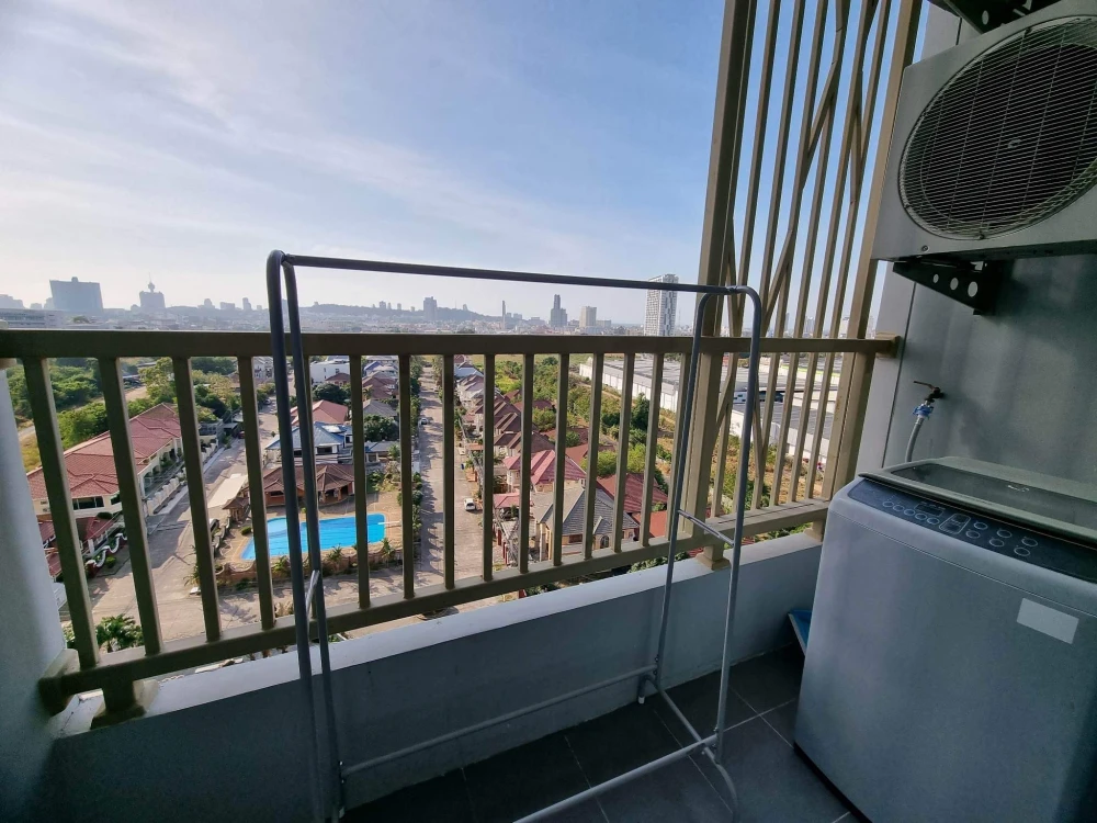 For sale: The Trust Condo South Pattaya, 11th floor, open and airy view, so nice to live in, you must reserve now.