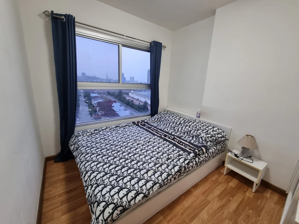 For sale: The Trust Condo South Pattaya, 11th floor, open and airy view, so nice to live in, you must reserve now.