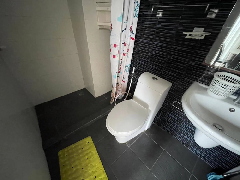 For sale: The Trust Condo South Pattaya, a lovely room on the 15th floor, fully furnished, beautiful view, not blocked, reserve now!