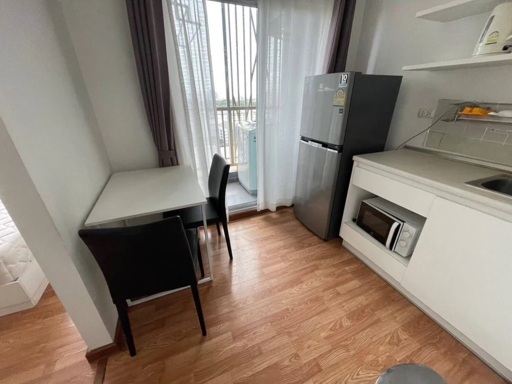 For sale: The Trust Condo South Pattaya, a lovely room on the 15th floor, fully furnished, beautiful view, not blocked, reserve now!