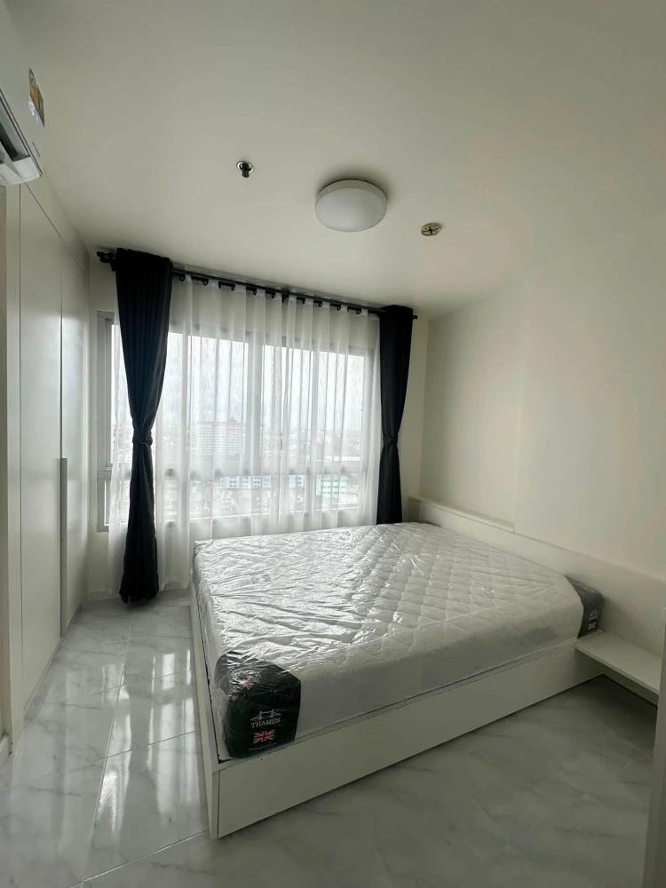 Selling The Trust Residence Pinklao, 15th floor, partitioned unit, fully furnished, ready to move in. Book now!