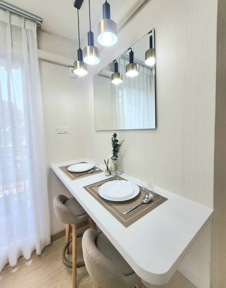 For sale: The Trust Residence Pinklao, a lovely room with furniture. Reserve now!!