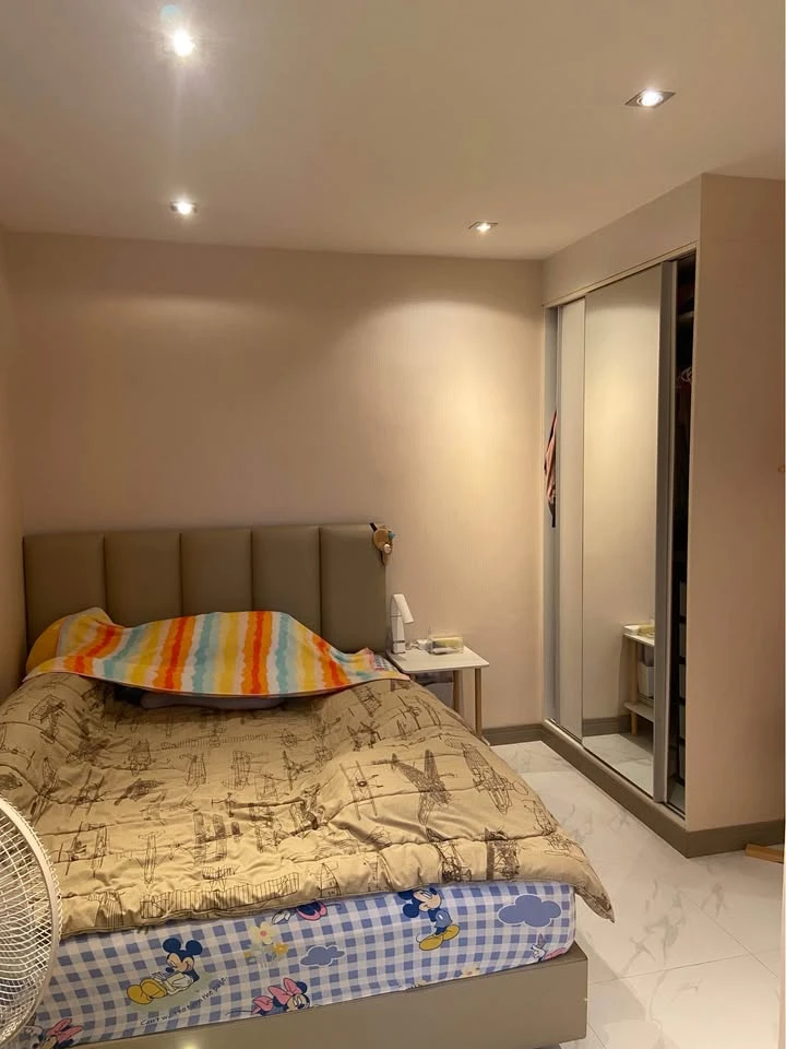 ขาย The Trust Residence Pinklao ห้องน่าอยู่ เฟอร์พร้อม กว้างขวางอยู่สบาย จองเลย