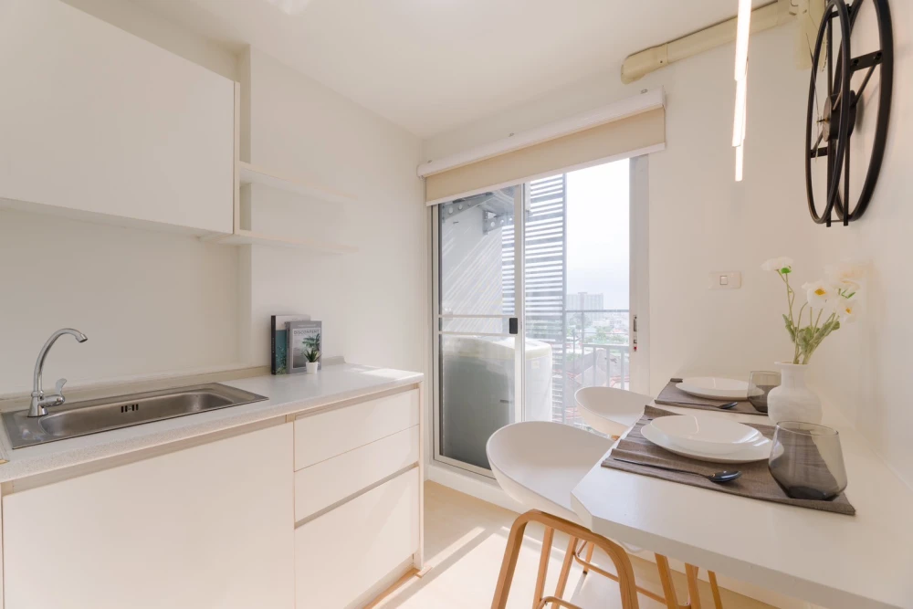 For sale: The Trust Residence Pinklao, a lovely room, fully furnished, ready to move in. Hurry and reserve now before it's too late.