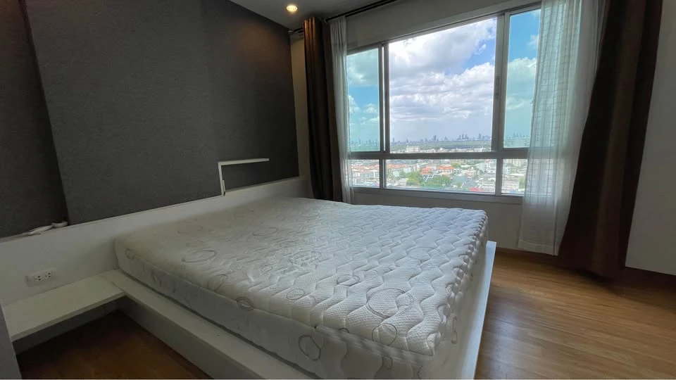For sale: The Trust Residence Ratchada-Rama 3, 23rd floor, corner room, river view. Interested? Reserve now!