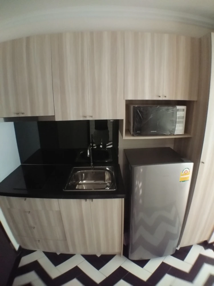 For sale: The Venetian Signature Condo Resort Pattaya, studio room, great location, beautiful pool view, no blocking, reserve now!