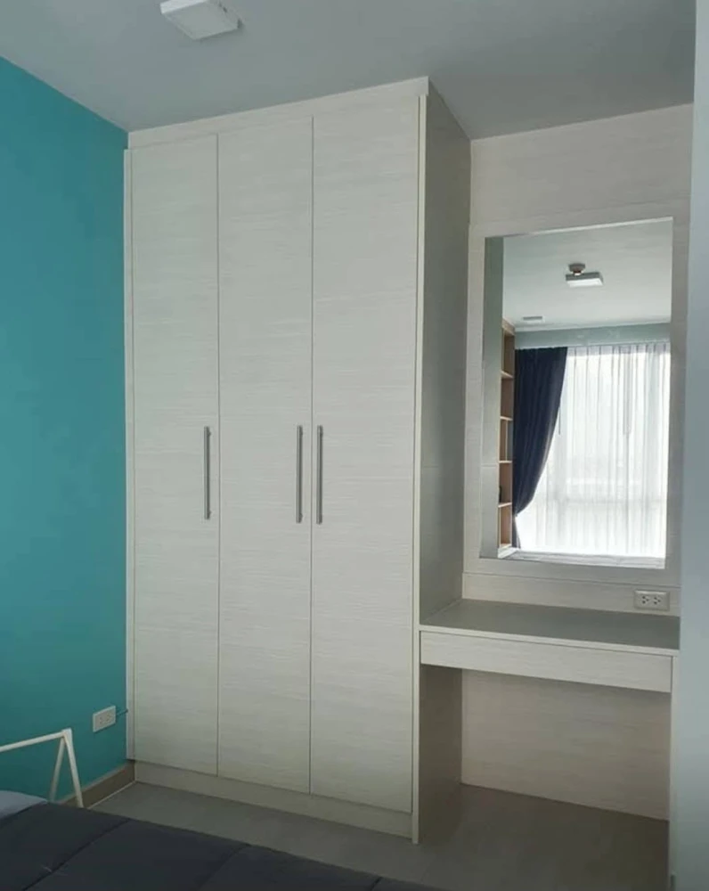 Selling The Ville Express Ratchayothin, corner unit, 7th floor. Spacious living area, comfortable and not cramped. Book now before it's too late!