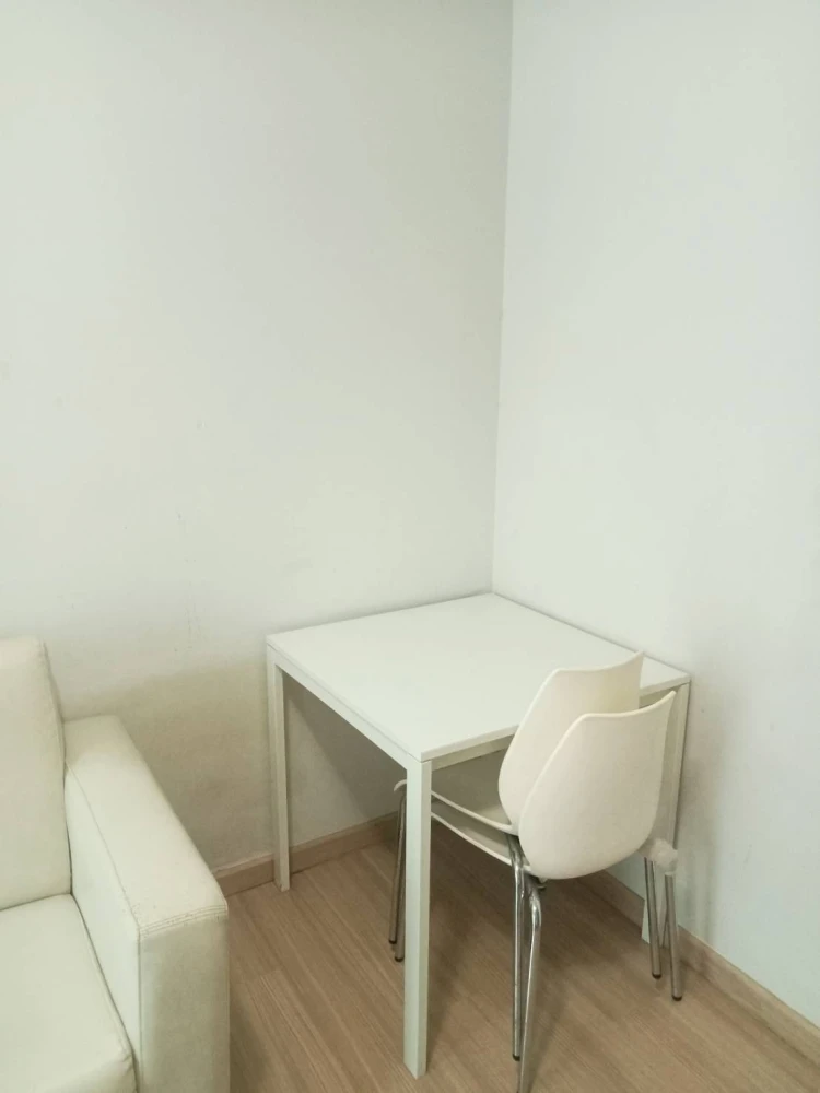 ขาย The Viva Condo Petchkasem 68 ห้องพร้อมอยู่ เฟอร์พร้อม ชั้นไม่สูง มาแต่ตัวอยู่ได้เลย