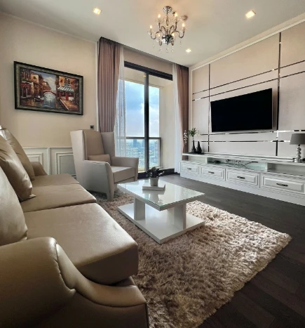 Selling The XXXIX Sukhumvit 39, 24th floor, fully furnished, beautiful and ready to move in. Book now!