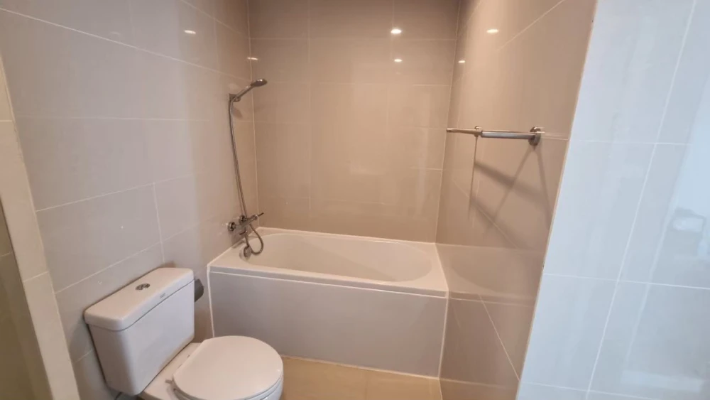 Selling spacious rooms at The Zea Sriracha. Excellent amenities and stunning sea views. Book now!