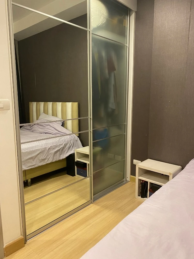 For sale: Thru Thonglor, 1 bedroom, 1 bathroom, good location, beautiful view, not blocked, convenient transportation, reserve now.