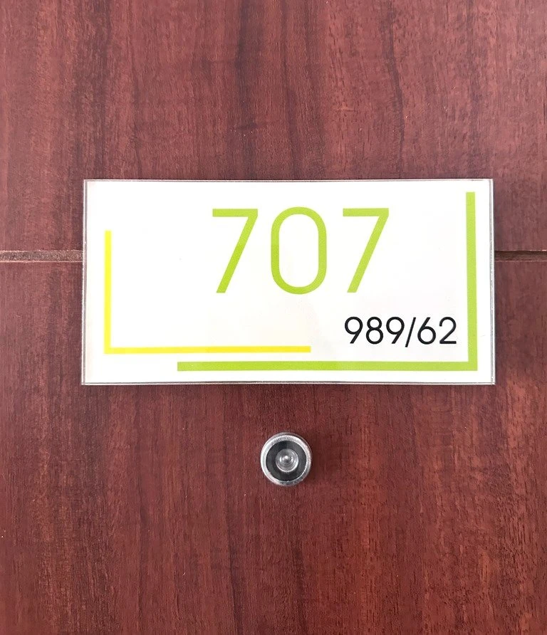 Selling Tourmaline Gold Sathorn-Taksin condo. Ready to move in, fully furnished, spacious and comfortable. Book now!