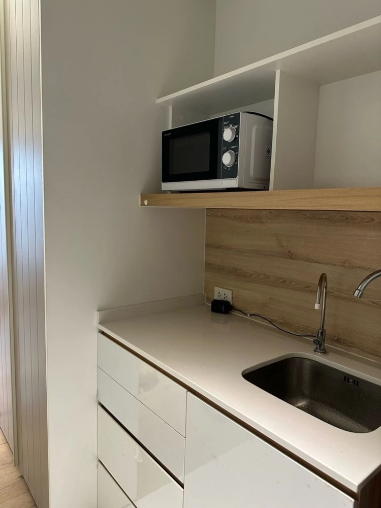 Triple Y Residence for sale, 32nd floor, high floor, fully furnished, ready to move in. Reserve now, don't miss out!