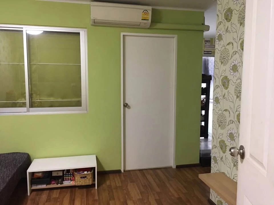 Selling U @ Huamak Station, 1 bedroom, 1 bathroom. High-quality wallpaper. Convenient location. Don't miss out!