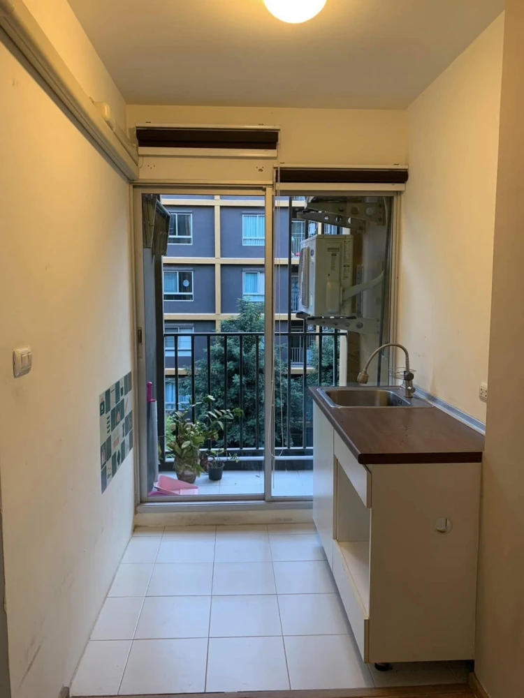 For sale: U Campus Rangsit-Muangake, 4th floor, swimming pool view, fully furnished, nice to live in, reserve now.