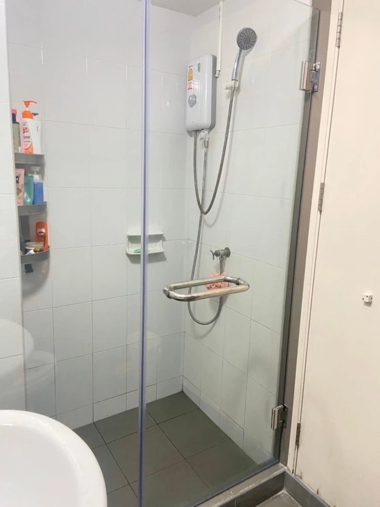 For sale: U Campus Rangsit-Muangake, 5th floor, fully furnished room, ready to move in, plus a good price, reserve now, hurry!