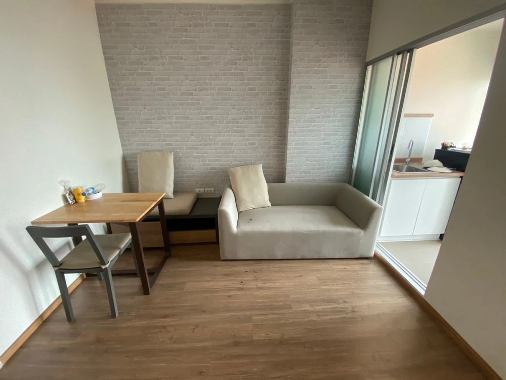 For sale: U Delight @ HuaMak Station, 15th floor, fully furnished, reserve now, hurry!