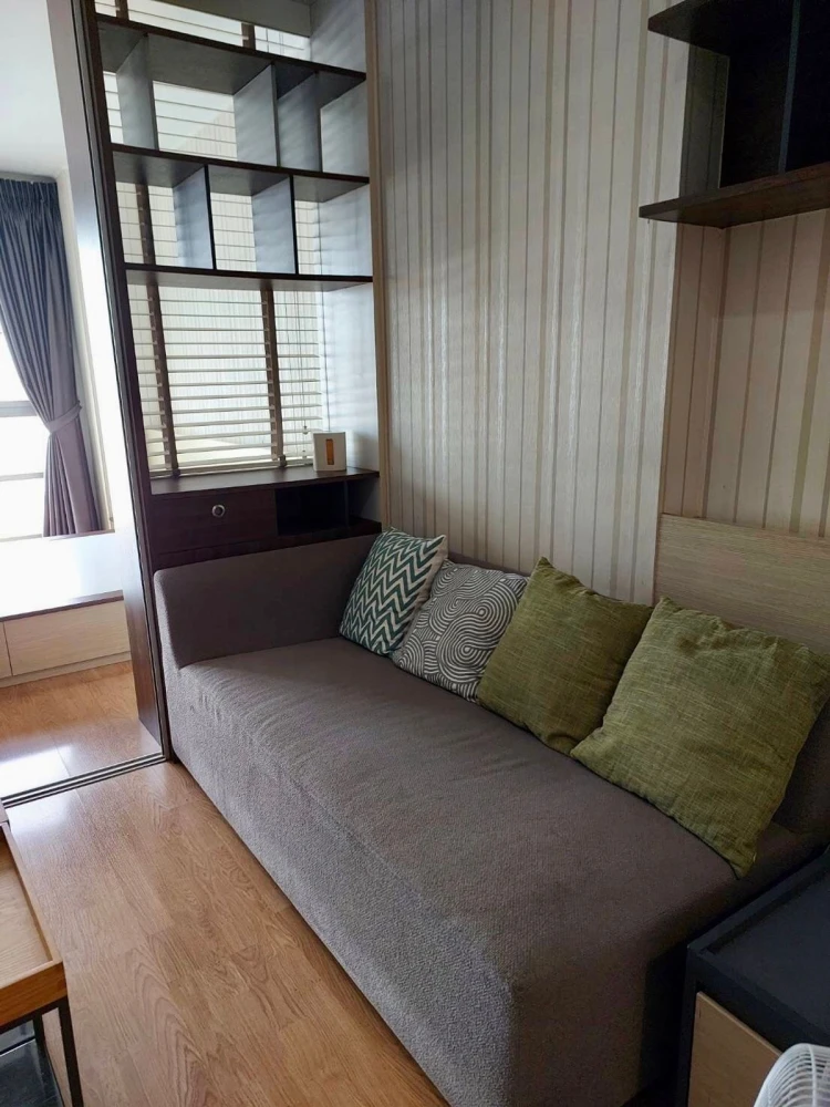 Selling U Delight @ Huaykwang Station, 18th floor. High floor, beautiful view, fully furnished. Book now!