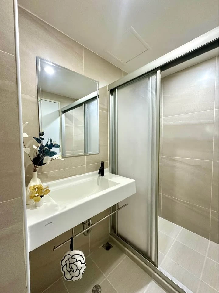 Selling U Delight @ Onnut Station condos. Nice rooms, fully furnished, high floor. Book now before it's too late!!!