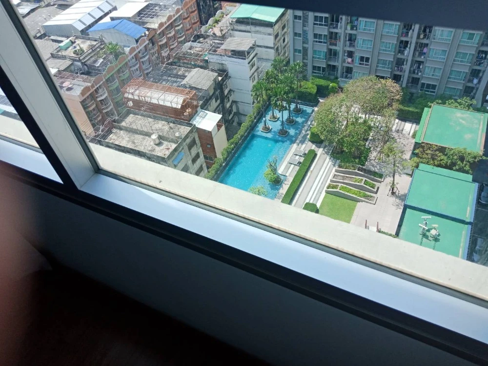 For sale: U Delight @ TalatPhlu Station, 19th floor, pool view, fully furnished room, ready to move in, reserve now, urgently.