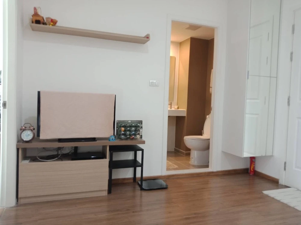 For sale: U Delight @ TalatPhlu Station, 19th floor, pool view, fully furnished room, ready to move in, reserve now, urgently.