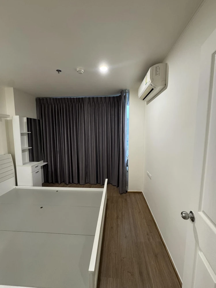 For sale: U Delight @ TalatPhlu Station, high floor, furnished, spacious room, reserve now.