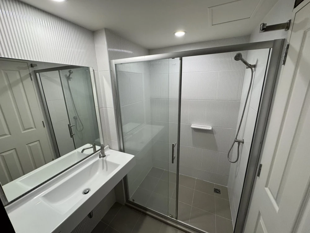 For sale: U Delight @ TalatPhlu Station, high floor, furnished, spacious room, reserve now.