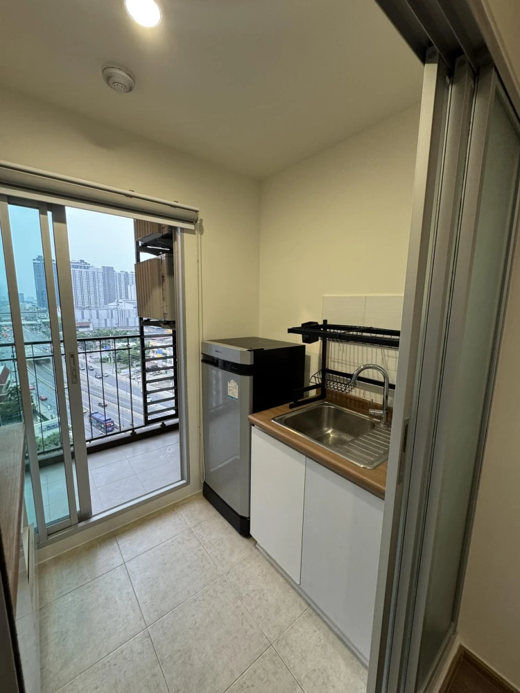 For sale: U Delight @ TalatPhlu Station, high floor, furnished, spacious room, reserve now.