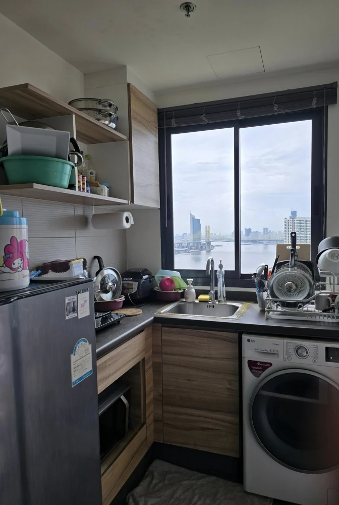 Selling U Delight Residence Riverfront Rama 3. Spacious rooms with ample living space and stunning Chao Phraya River views. Book now!